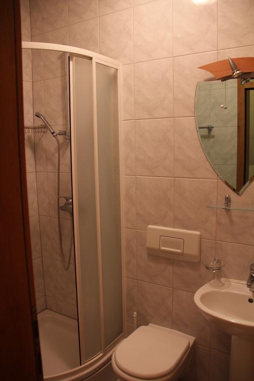 City Bridge Guest House Bihac Bilik gambar